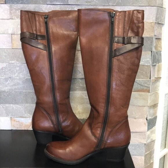 Clarks Maymie Stellar Knee High Boot (H81-2) - Picture 5 of 13